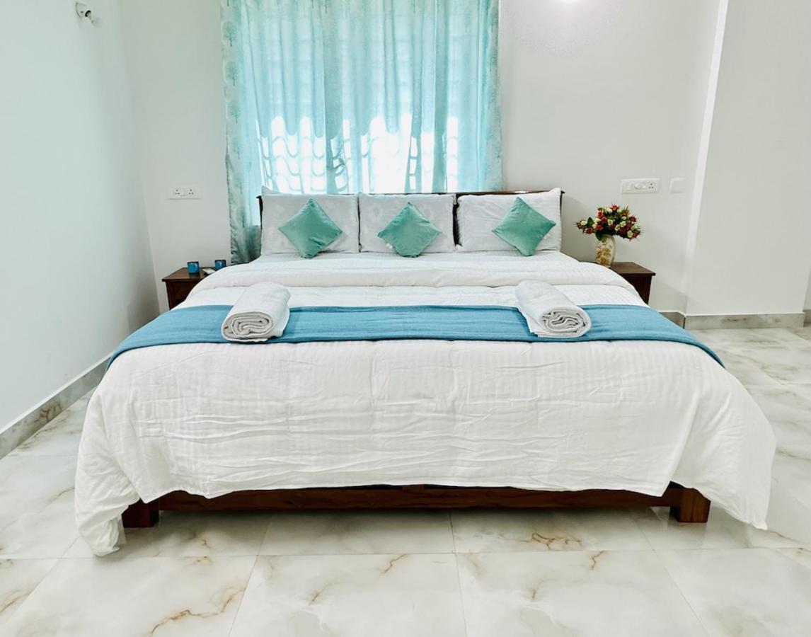 Tirupati Homestay - Shilparamam - Luxury Ac Apartments By Stayflexi - Fast Wifi, Kitchen, Android Tv - Walk To Ps4 Pure Veg Restaurant - Easy Access To Airport, Railway Station And To All Temples ภายนอก รูปภาพ