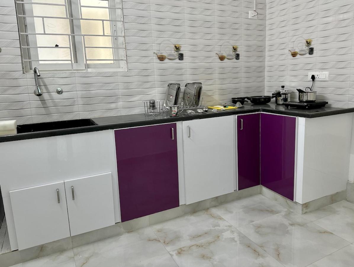 Tirupati Homestay - Shilparamam - Luxury Ac Apartments By Stayflexi - Fast Wifi, Kitchen, Android Tv - Walk To Ps4 Pure Veg Restaurant - Easy Access To Airport, Railway Station And To All Temples ภายนอก รูปภาพ