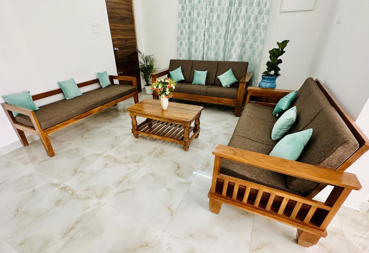 Tirupati Homestay - Shilparamam - Luxury Ac Apartments By Stayflexi - Fast Wifi, Kitchen, Android Tv - Walk To Ps4 Pure Veg Restaurant - Easy Access To Airport, Railway Station And To All Temples ภายนอก รูปภาพ