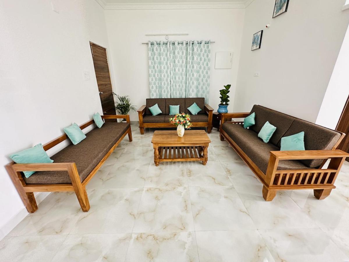 Tirupati Homestay - Shilparamam - Luxury Ac Apartments By Stayflexi - Fast Wifi, Kitchen, Android Tv - Walk To Ps4 Pure Veg Restaurant - Easy Access To Airport, Railway Station And To All Temples ภายนอก รูปภาพ