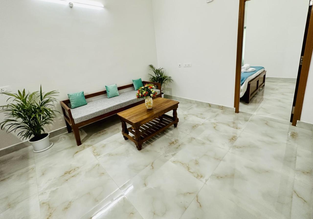 Tirupati Homestay - Shilparamam - Luxury Ac Apartments By Stayflexi - Fast Wifi, Kitchen, Android Tv - Walk To Ps4 Pure Veg Restaurant - Easy Access To Airport, Railway Station And To All Temples ภายนอก รูปภาพ